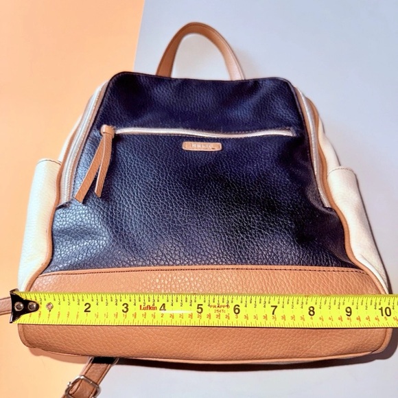 Relic by Fossil Backpack Black And Tan Bag Vegan Pebbled Leather Zippered Front - Picture 11 of 12